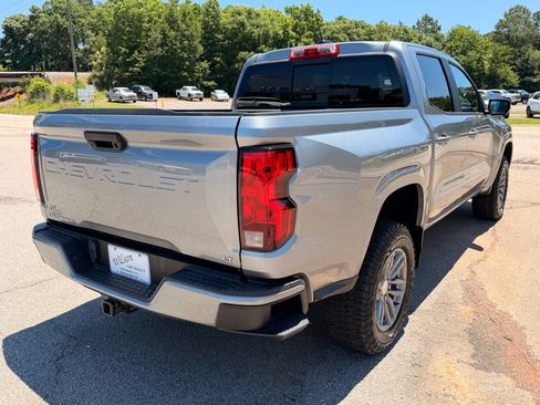 Used 2023 Chevrolet Colorado LT w/ LT Convenience Package II RWD image 6
