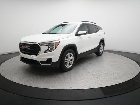 Used 2024 GMC Terrain SLE w/ Driver Convenience Package AWD/4WD image 11