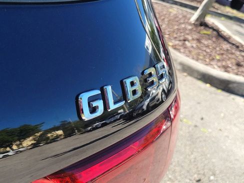 Used 2021 Mercedes-Benz GLB 35 AMG GLB 35 AMG image 14