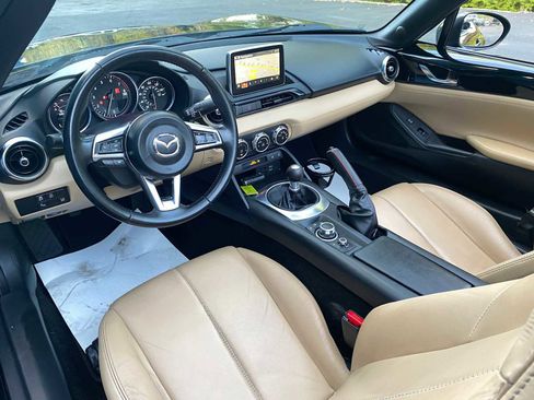 Used 2016 MAZDA MX-5 Miata Grand Touring image 8