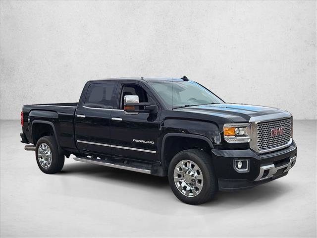 Used 2016 GMC Sierra 2500 Denali w/ Duramax Plus Package AWD/4WD image 3