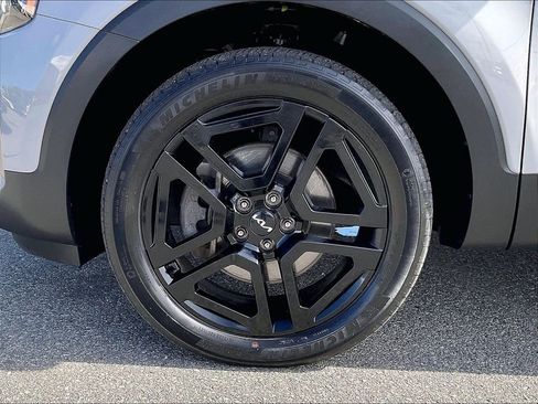 Used 2023 Kia Telluride EX X-Line AWD/4WD image 7