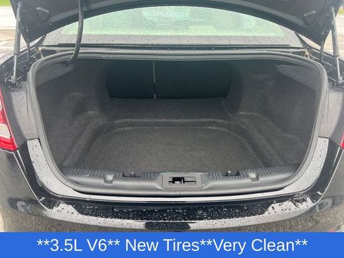 Used 2016 Ford Taurus SE FWD image 35