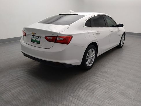Used 2018 Chevrolet Malibu LT FWD image 9