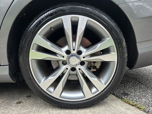 Used 2015 Mercedes-Benz C 300 Sedan image 18