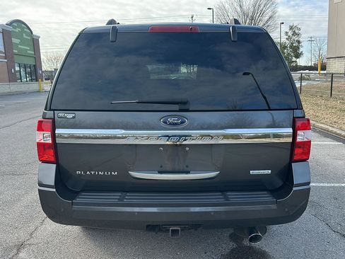 Used 2017 Ford Expedition Platinum image 4