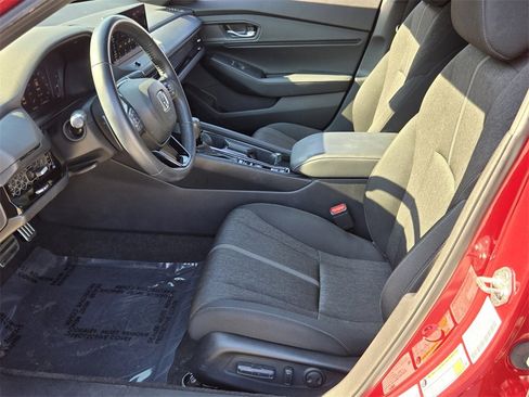 Used 2023 Honda Accord Sport image 12