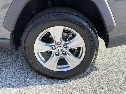 Used 2024 Toyota RAV4 XLE w/ Convenience Package FWD image 34