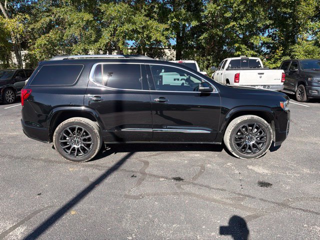 Used 2023 GMC Acadia Denali w/ Black Diamond Edition FWD image 2