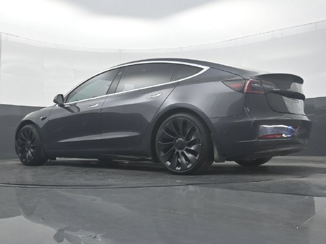 Used 2018 Tesla Model 3 Long Range RWD image 29