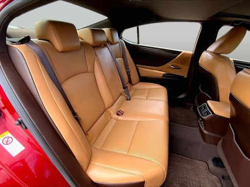 Used 2019 Lexus ES 350 w/ Premium Package FWD image 19