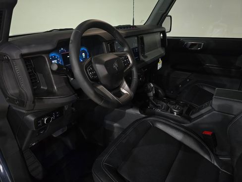 New 2025 Ford Bronco Badlands image 15