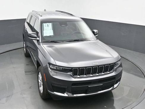Used 2022 Jeep Grand Cherokee L Limited AWD/4WD image 45