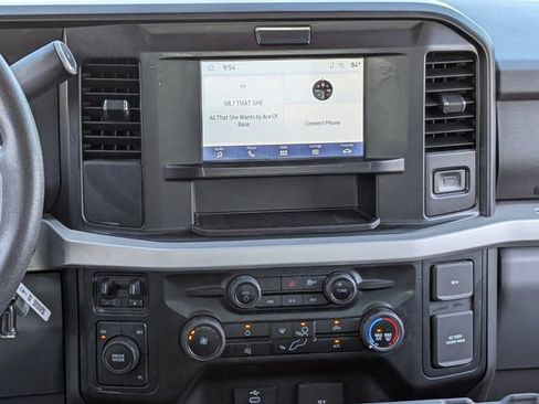 Used 2025 Ford F250 XLT AWD/4WD image 16