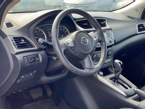 Used 2016 Nissan Sentra SV FWD image 9