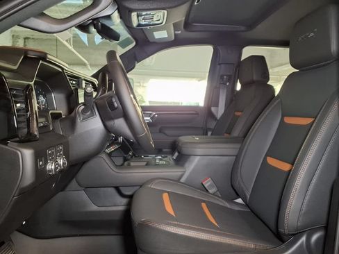 New 2026 GMC Sierra 2500 AT4 w/ AT4 Premium Plus Package AWD/4WD image 15