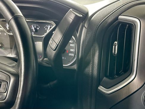 Used 2022 GMC Sierra 2500 AT4 image 32