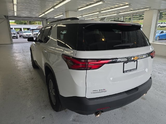 Certified 2023 Chevrolet Traverse LT FWD image 3
