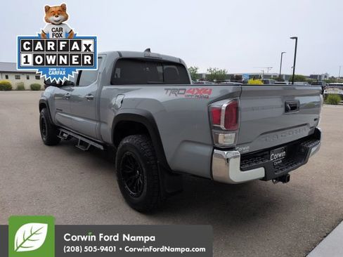 Used 2020 Toyota Tacoma TRD Off-Road AWD/4WD image 5