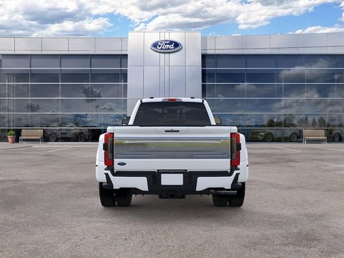 New 2025 Ford F450 Platinum w/ Platinum Plus Package AWD/4WD image 5