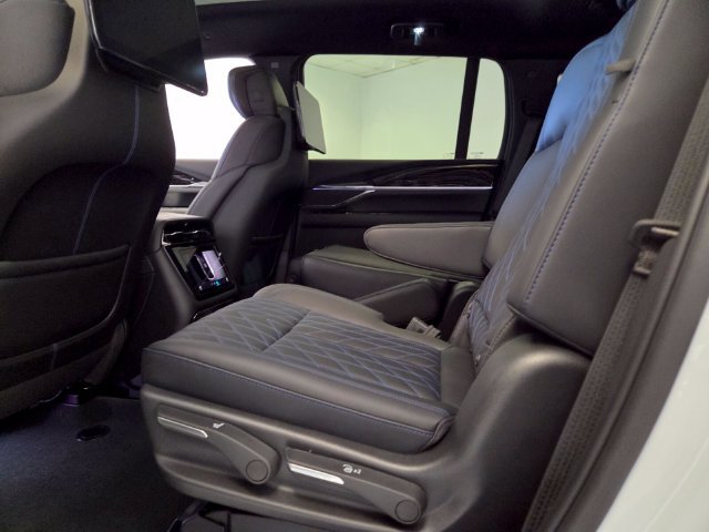 New 2026 Cadillac Escalade IQ Sport 1 AWD/4WD image 12