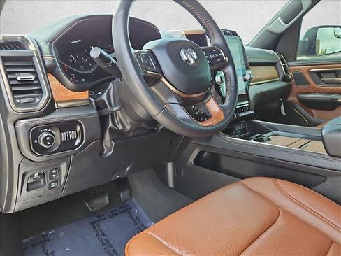 Used 2024 RAM 1500 Limited AWD/4WD image 9