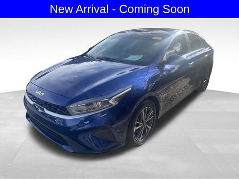 Used 2023 Kia Forte LXS image 1