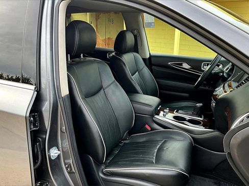 Used 2019 INFINITI QX60 Luxe w/ Sensory Package image 10