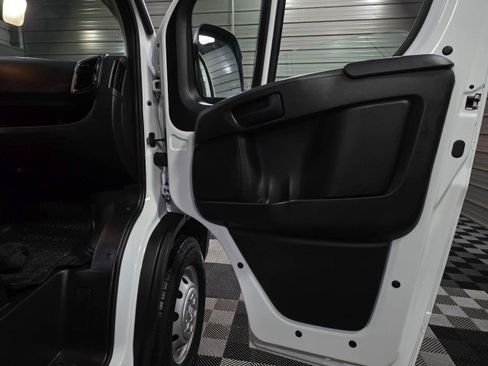 Used 2023 RAM ProMaster 2500 image 27