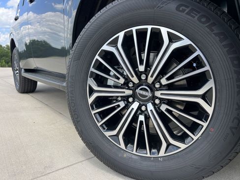 New 2026 Nissan Armada SL RWD image 6