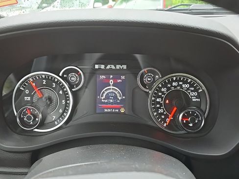 Used 2023 RAM 2500 Big Horn w/ Level 1 Equipment Group AWD/4WD image 19