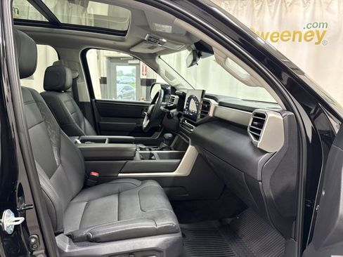 Used 2024 Toyota Tundra Limited w/ TRD Off-Road Package AWD/4WD image 30