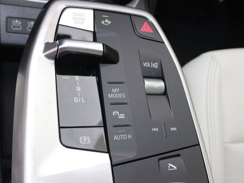 Used 2026 BMW X1 xDrive28i image 18
