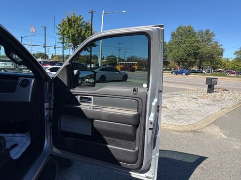 Used 2014 Ford F150 Raptor w/ Equipment Group 801A Luxury image 20