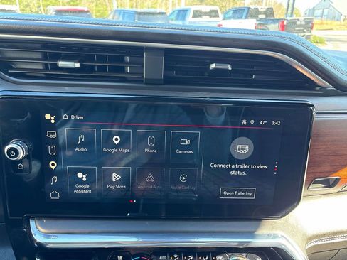 Used 2024 GMC Sierra 1500 Denali Ultimate AWD/4WD image 32