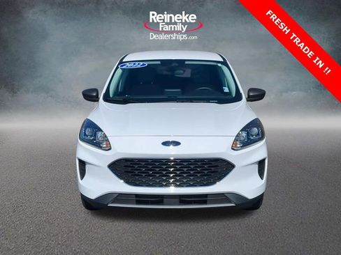 Used 2022 Ford Escape SE w/ Cold Weather Package image 2