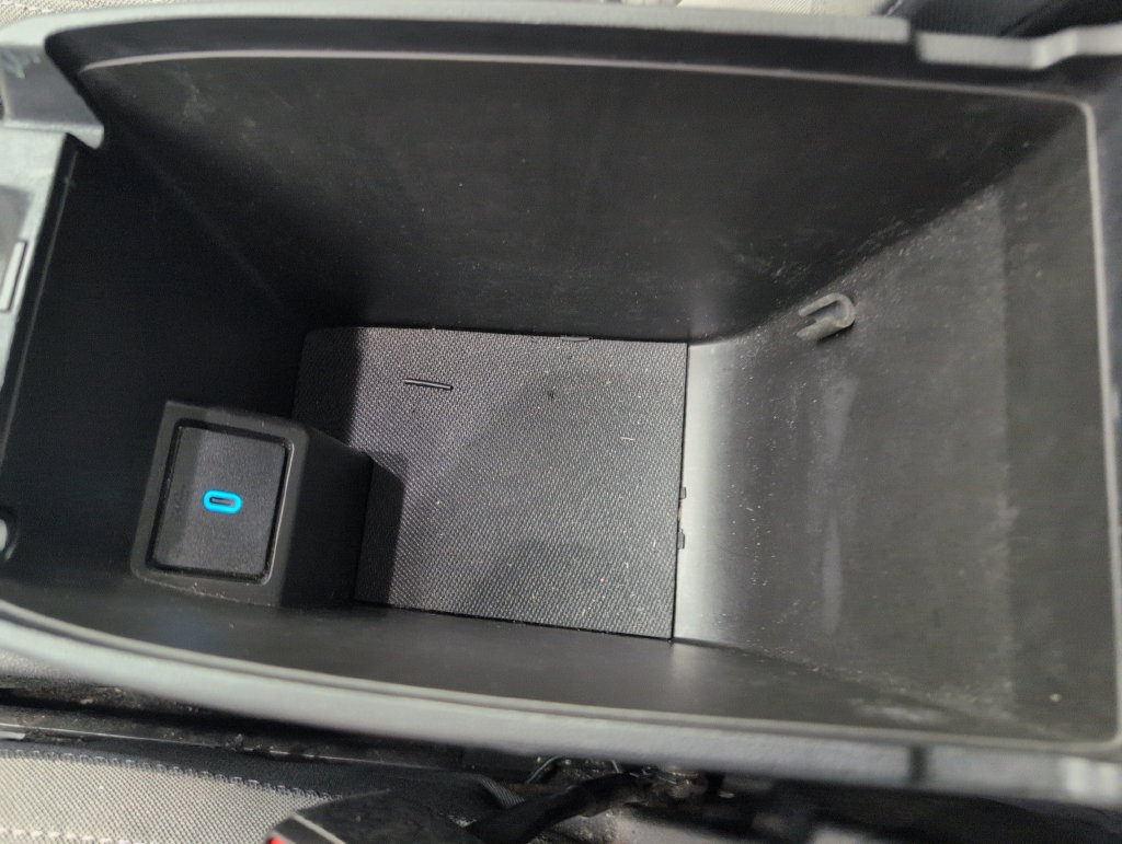 Used 2020 Ford Escape SE FWD image 34