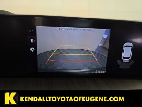 Used 2024 Kia Telluride EX w/ EX Captain's Chair Package AWD/4WD image 14