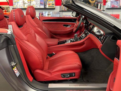 Used 2020 Bentley Continental GT V8 AWD/4WD image 22