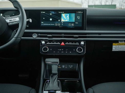 New 2026 Hyundai Tucson SEL image 17