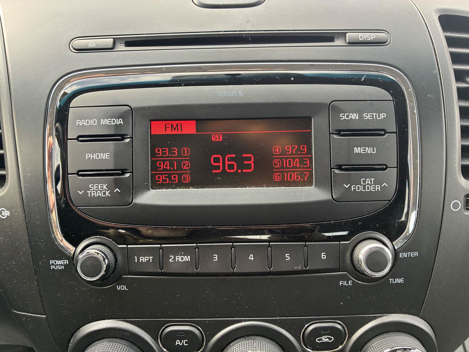 Used 2018 Kia Forte LX FWD image 23