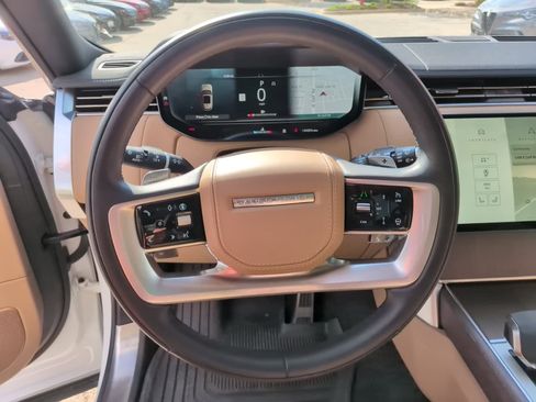 Used 2024 Land Rover Range Rover SE AWD/4WD image 25