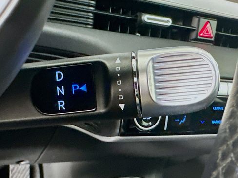 Used 2024 Hyundai Ioniq 5 SEL image 25