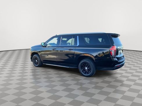 Used 2022 Chevrolet Suburban LS image 5