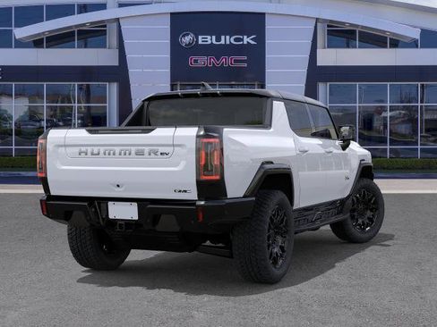 New 2026 GMC Hummer EV 4x4 Crew Cab image 4