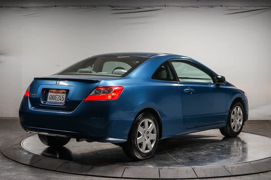Used 2011 Honda Civic LX image 4