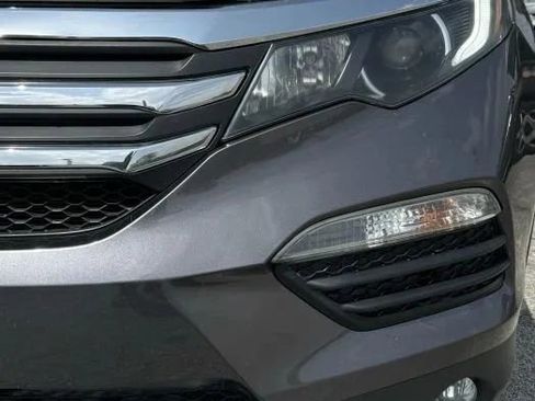 Used 2017 Honda Pilot EX-L image 9