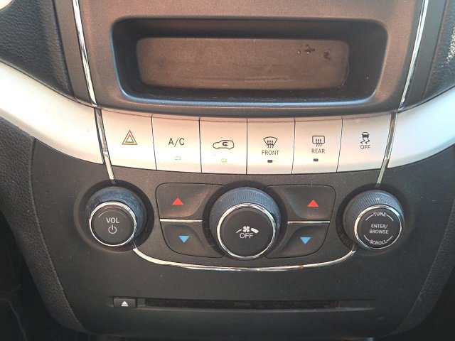 Used 2020 Dodge Journey SE w/ SE Popular Equipment Group FWD image 29