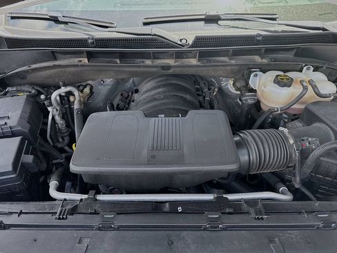 Used 2024 GMC Yukon SLT RWD image 33