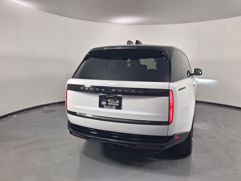 Used 2025 Land Rover Range Rover Long Wheelbase SE AWD/4WD image 5